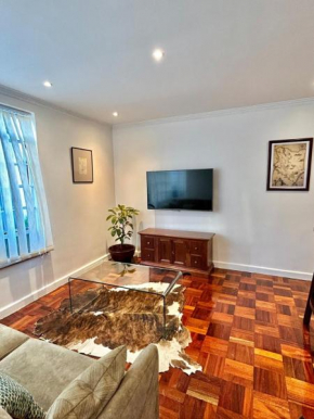 Cozy Minimalist 1BR on Riverside Drive